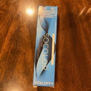 Matrix Socolor UL- Violet Opal Base 6-8 size 3 oz